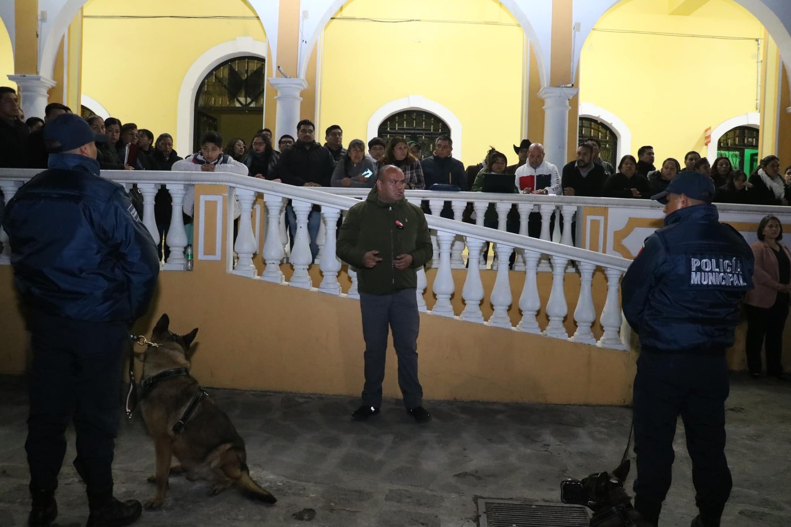 Imagen destacada de: Toma de Posesion del Palacion Municipal