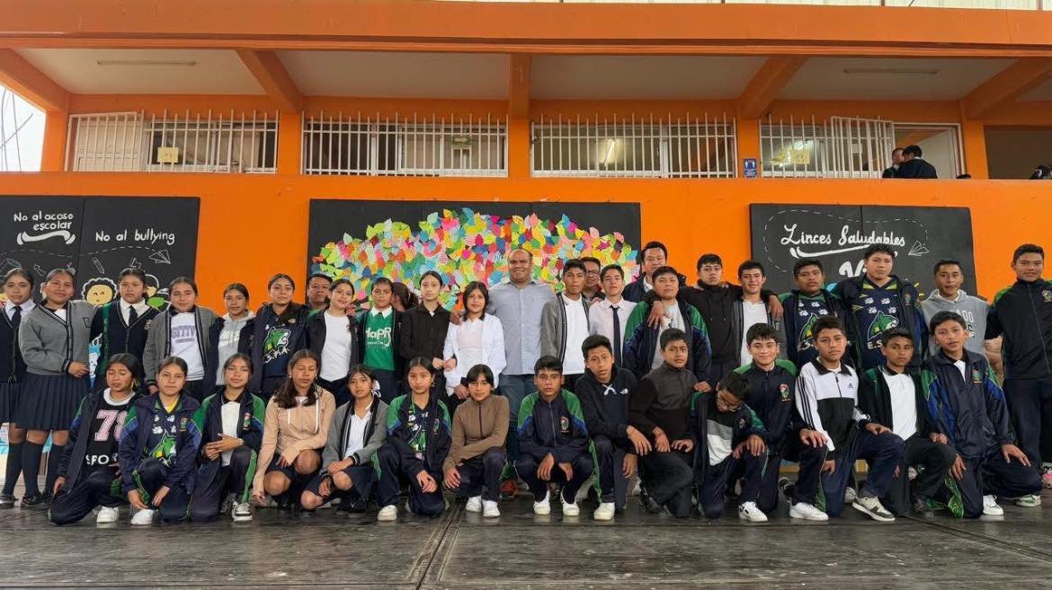 Imagen destacada de: Apoyo económico a las selecciones de fútbol femenil y varonil ESFAO para el campeonato estatal 