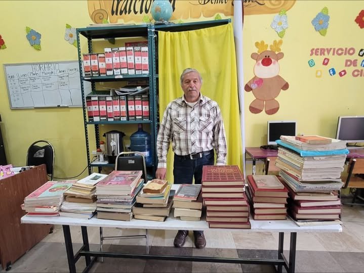 Imagen destacada de: Donación de 94 libros de diferente género literario a la Biblioteca Municipal
