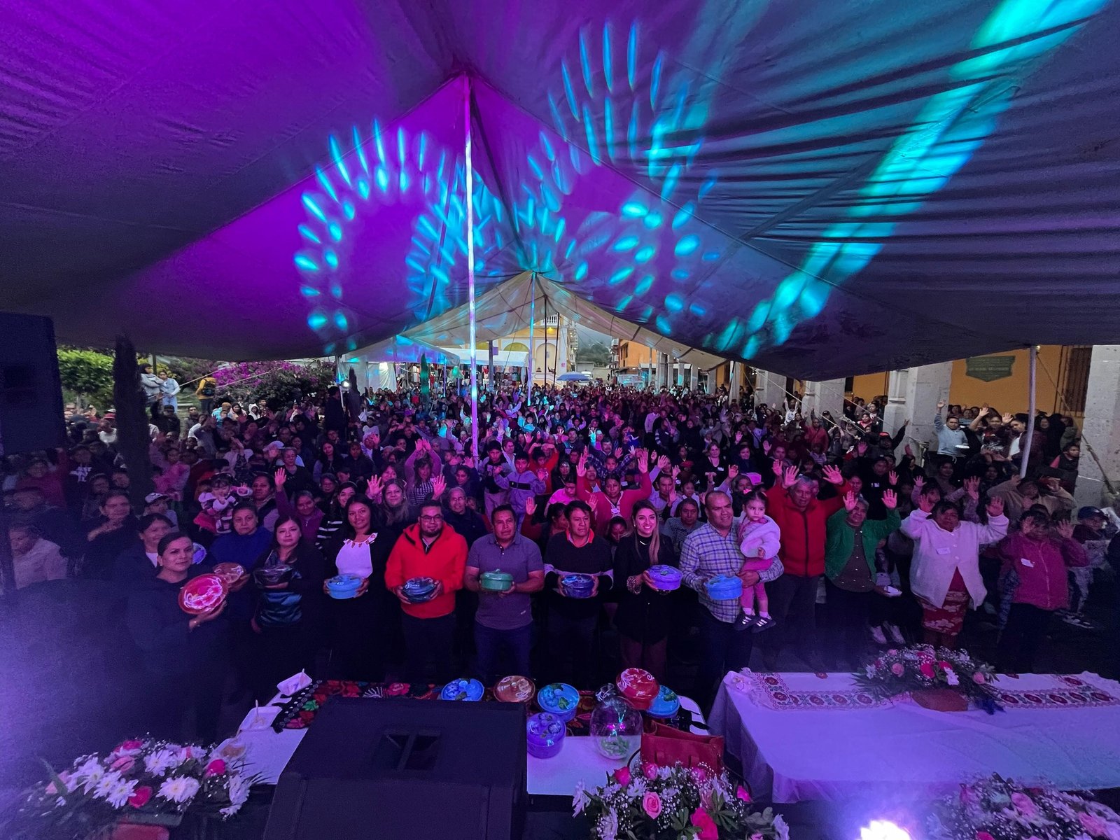 Imagen destacada de: EL H. AYUNTAMIENTO DE CHIGNAUTLA FESTEJA A LAS MAMÁS